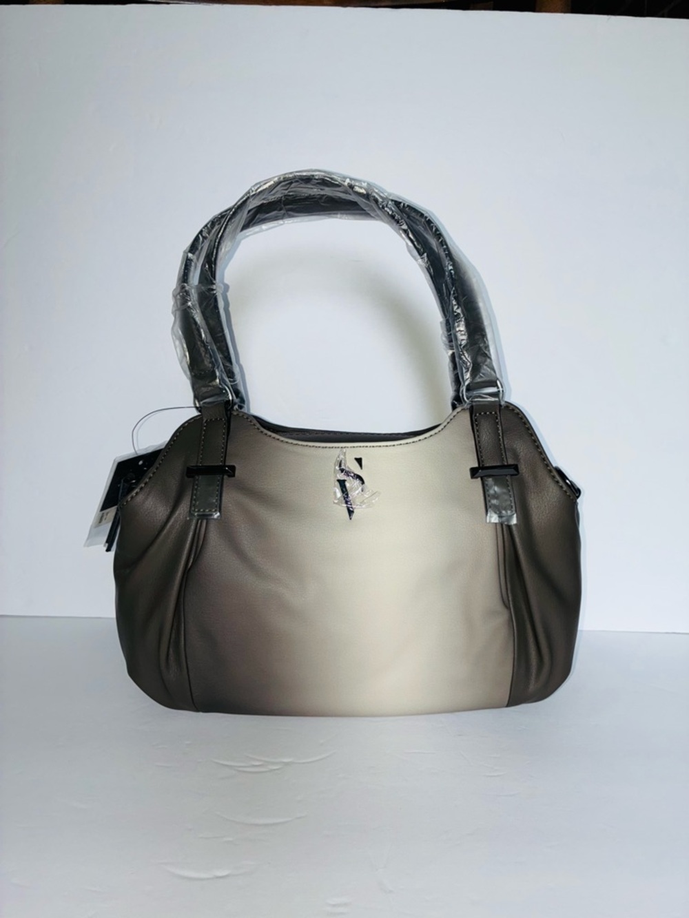 NWT Simply Vera Vera Wang Buena Satchel with Strap in Falcon/Gray & Taupe Ombré